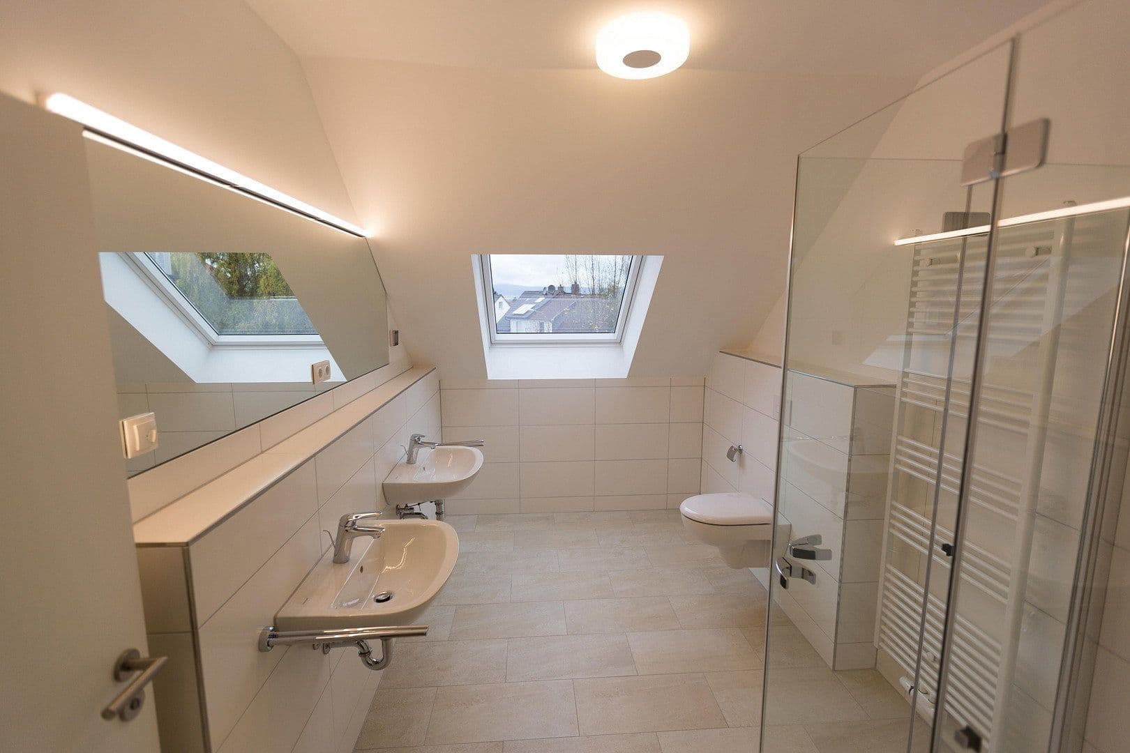 Pronájem bytu 3+1 105 m², Frankfurter Straße 169, Bad Vilbel, Hessen Pronájem bytu 3+1 105 m², Frankfurter Straße 169, Bad Vilbel, Hessen