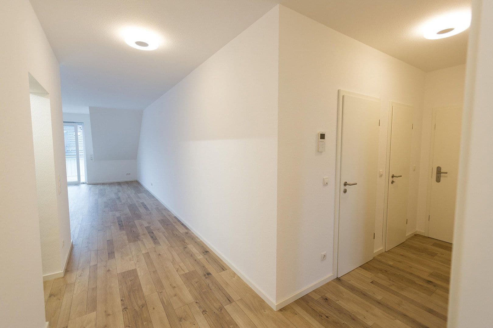 Pronájem bytu 3+1 105 m², Frankfurter Straße 169, Bad Vilbel, Hessen Pronájem bytu 3+1 105 m², Frankfurter Straße 169, Bad Vilbel, Hessen