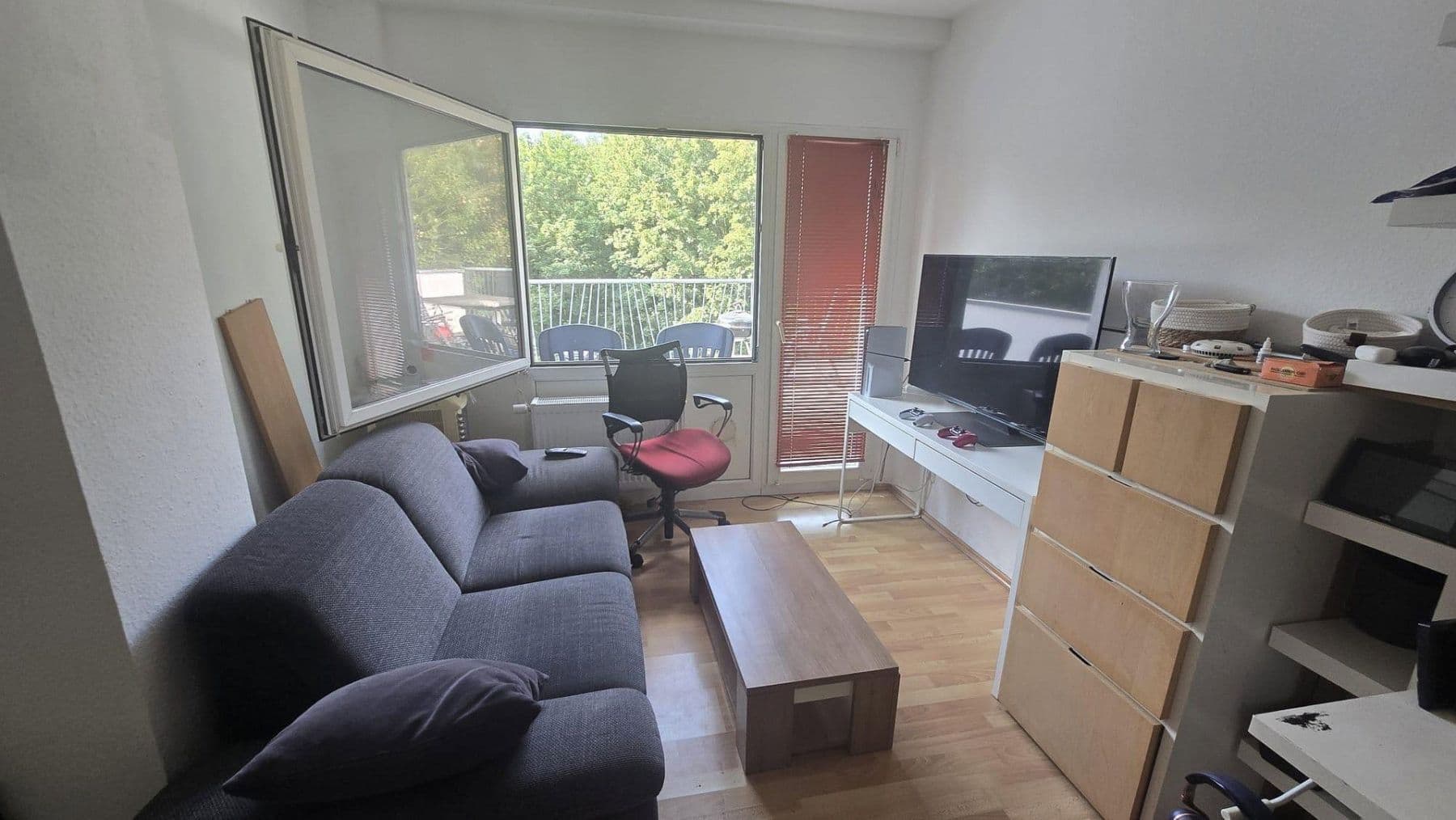 Pronájem bytu 3+kk 105 m², Ittertalstraße 138, Solingen, Severní Porýní-Vestfálsko Pronájem bytu 3+kk 105 m², Ittertalstraße 138, Solingen, Severní Porýní-Vestfálsko