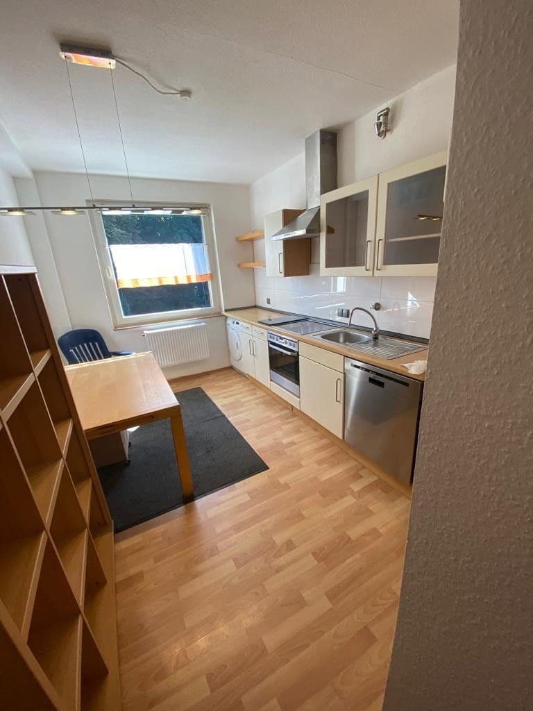 Pronájem bytu 3+kk 105 m², Ittertalstraße 138, Solingen, Severní Porýní-Vestfálsko Pronájem bytu 3+kk 105 m², Ittertalstraße 138, Solingen, Severní Porýní-Vestfálsko