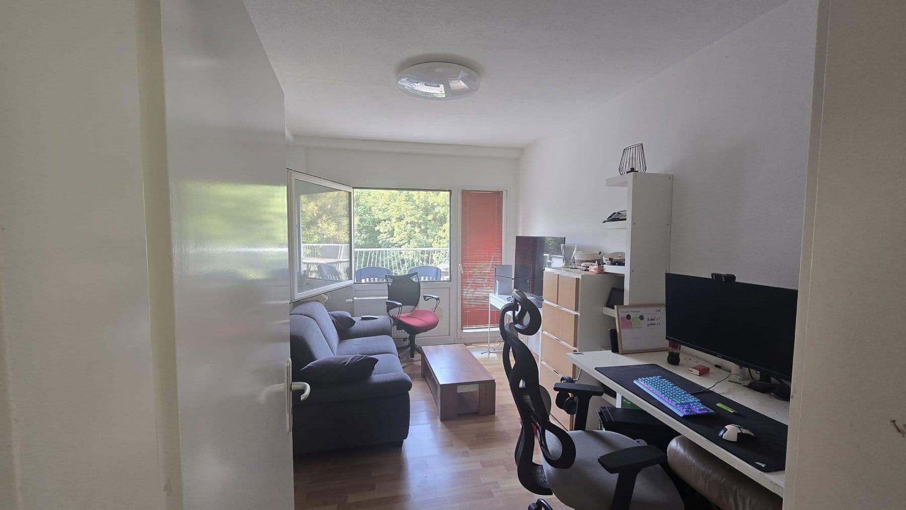 Pronájem bytu 3+kk 105 m², Ittertalstraße 138, Solingen, Severní Porýní-Vestfálsko Pronájem bytu 3+kk 105 m², Ittertalstraße 138, Solingen, Severní Porýní-Vestfálsko
