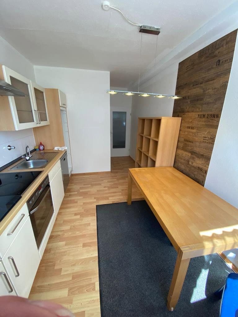 Pronájem bytu 3+kk 105 m², Ittertalstraße 138, Solingen, Severní Porýní-Vestfálsko Pronájem bytu 3+kk 105 m², Ittertalstraße 138, Solingen, Severní Porýní-Vestfálsko