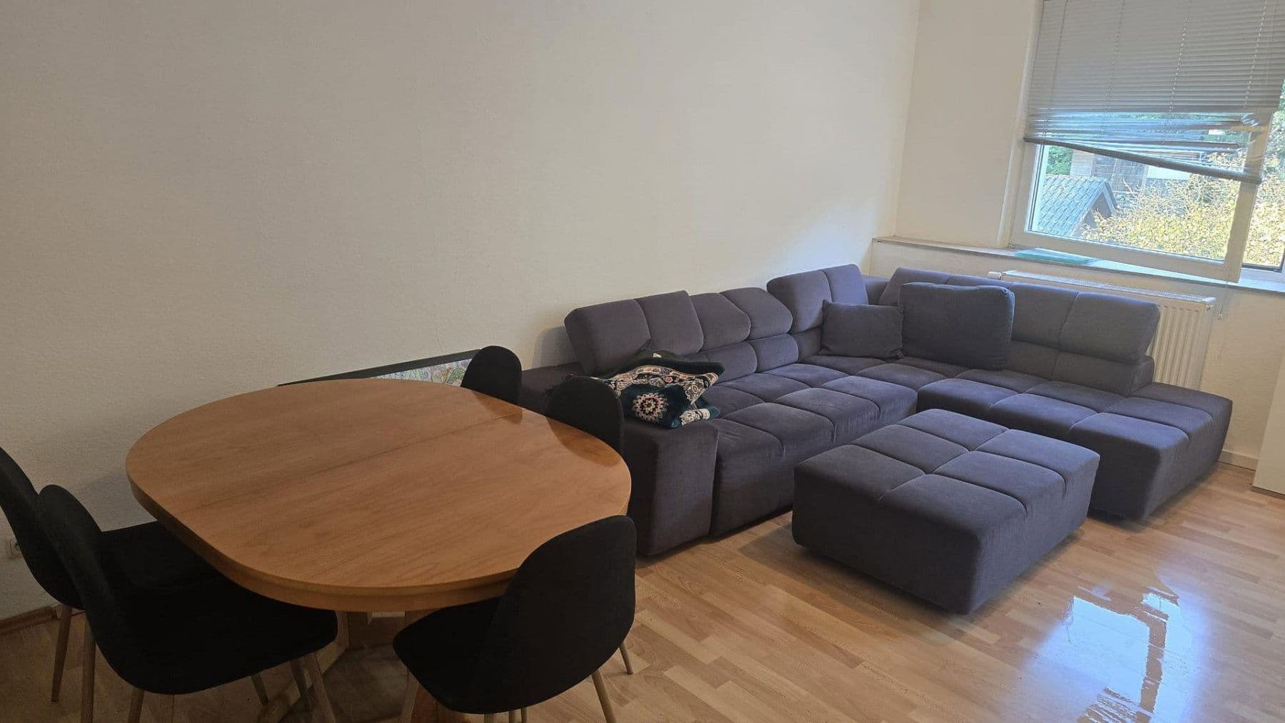 Pronájem bytu 3+kk 105 m², Ittertalstraße 138, Solingen, Severní Porýní-Vestfálsko Pronájem bytu 3+kk 105 m², Ittertalstraße 138, Solingen, Severní Porýní-Vestfálsko