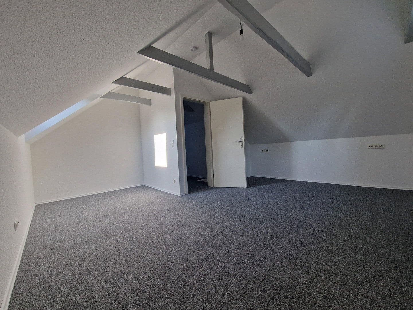 Pronájem bytu 5+1 125 m², Hamburg, Hamburg Pronájem bytu 5+1 125 m², Hamburg, Hamburg