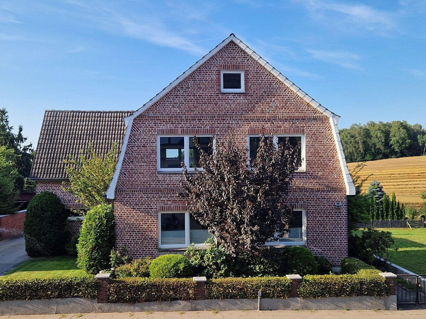 Pronájem bytu 5+1 125 m², Hamburg, Hamburg Pronájem bytu 5+1 125 m², Hamburg, Hamburg