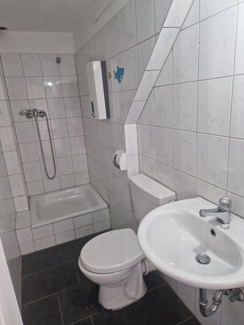 Pronájem bytu 2+1 45 m², Liebfrauenstr, 20, Duisburg, Severní Porýní-Vestfálsko Pronájem bytu 2+1 45 m², Liebfrauenstr, 20, Duisburg, Severní Porýní-Vestfálsko