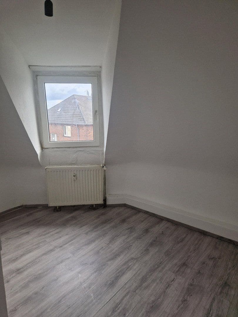 Pronájem bytu 2+1 45 m², Liebfrauenstr, 20, Duisburg, Severní Porýní-Vestfálsko Pronájem bytu 2+1 45 m², Liebfrauenstr, 20, Duisburg, Severní Porýní-Vestfálsko