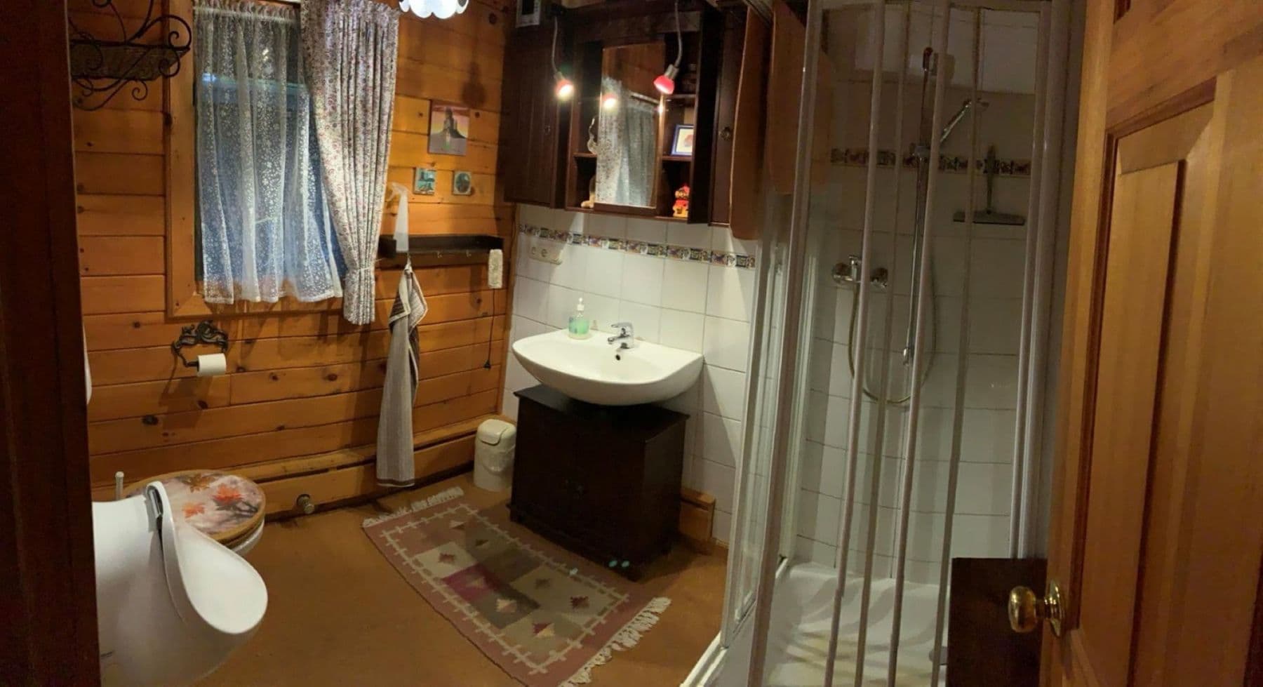 Prodej domu 168 m², pozemek 1.157 m², Windeck, Severní Porýní-Vestfálsko Prodej domu 168 m², pozemek 1.157 m², Windeck, Severní Porýní-Vestfálsko