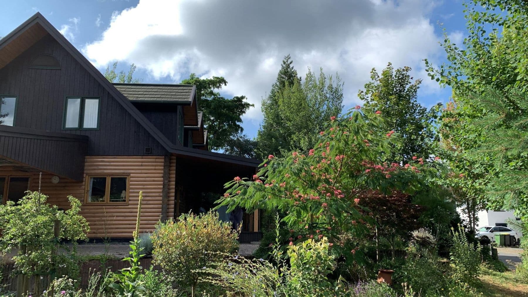 Prodej domu 168 m², pozemek 1.157 m², Windeck, Severní Porýní-Vestfálsko Prodej domu 168 m², pozemek 1.157 m², Windeck, Severní Porýní-Vestfálsko