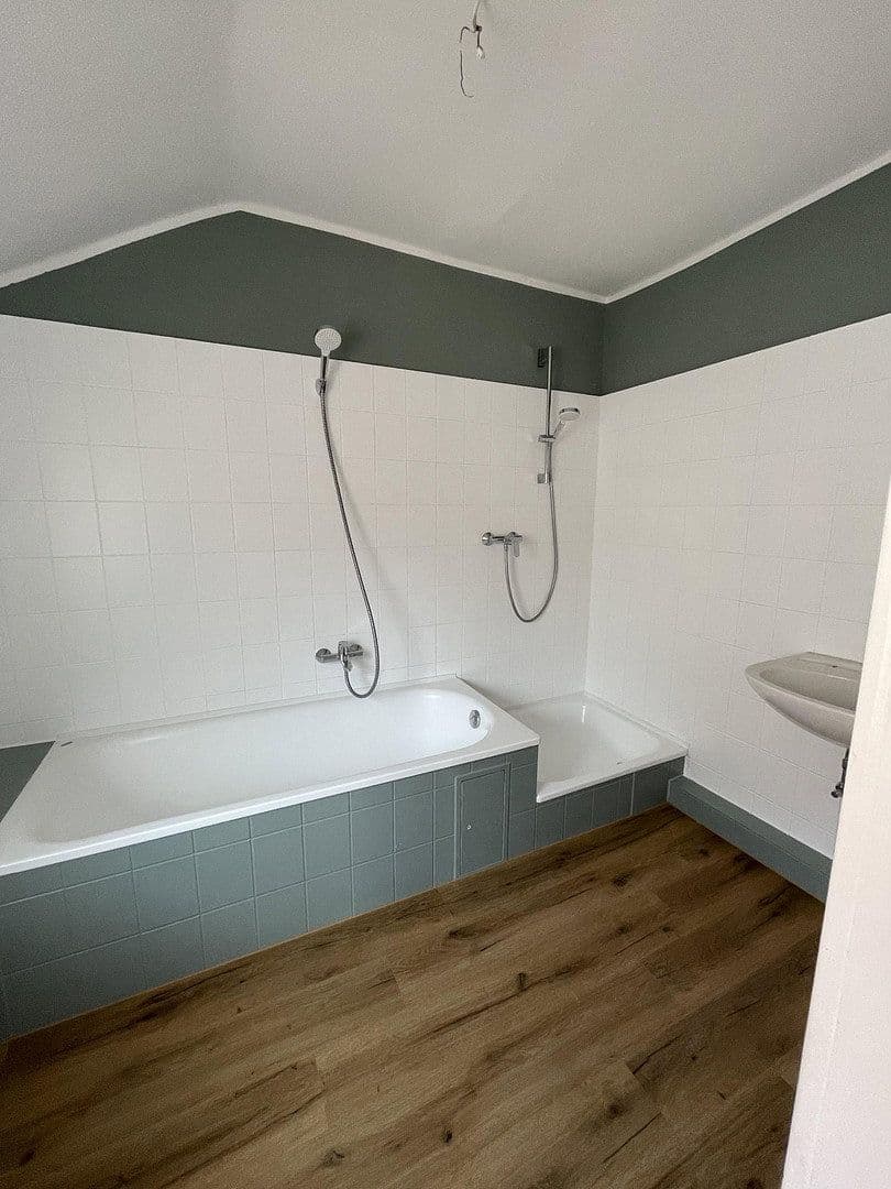 Pronájem bytu 3+1 90 m², Deichstraße 2, Winsen (Luhe), Dolní Sasko Pronájem bytu 3+1 90 m², Deichstraße 2, Winsen (Luhe), Dolní Sasko