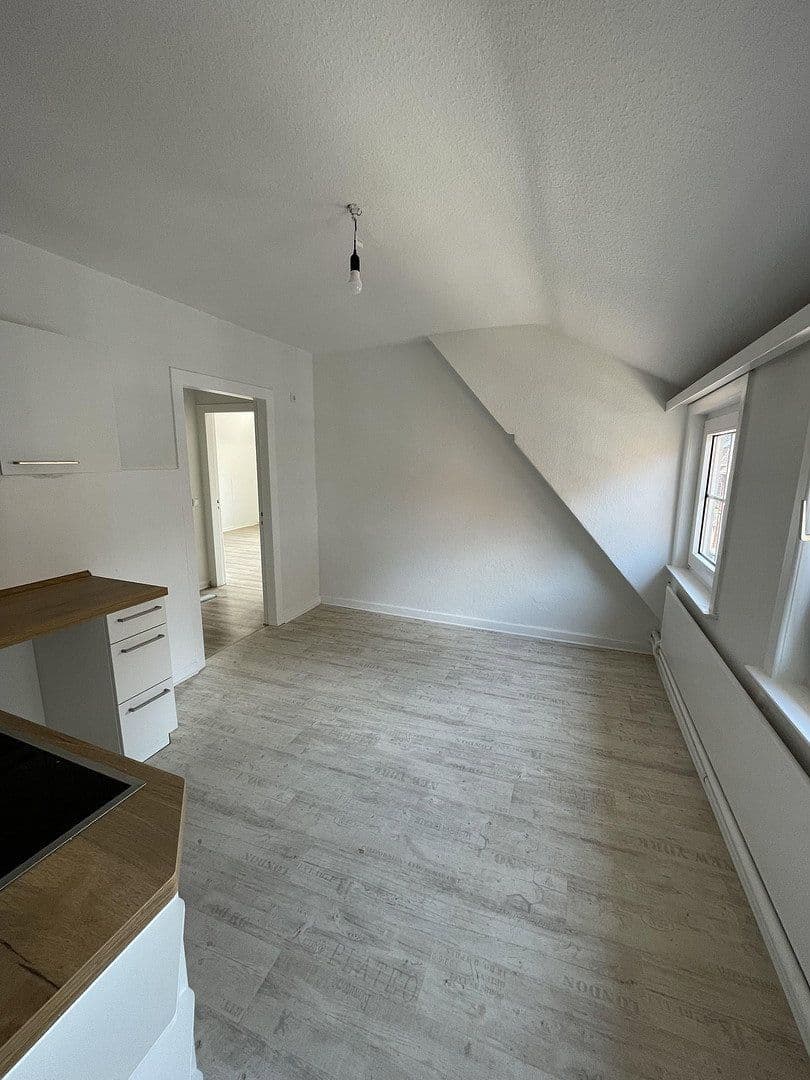 Pronájem bytu 3+1 90 m², Deichstraße 2, Winsen (Luhe), Dolní Sasko Pronájem bytu 3+1 90 m², Deichstraße 2, Winsen (Luhe), Dolní Sasko