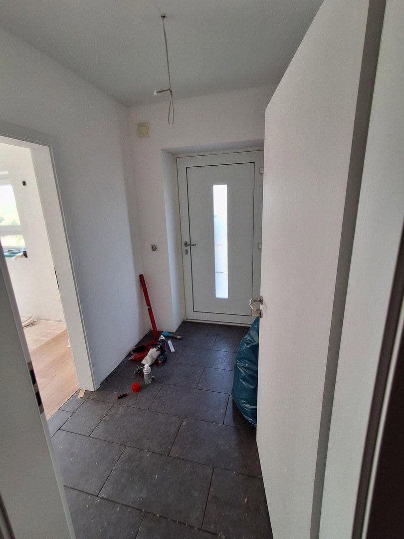 Pronájem domu 143 m², pozemek 450 m², Kirchberg an der Murr, Bádensko-Württembersko Pronájem domu 143 m², pozemek 450 m², Kirchberg an der Murr, Bádensko-Württembersko