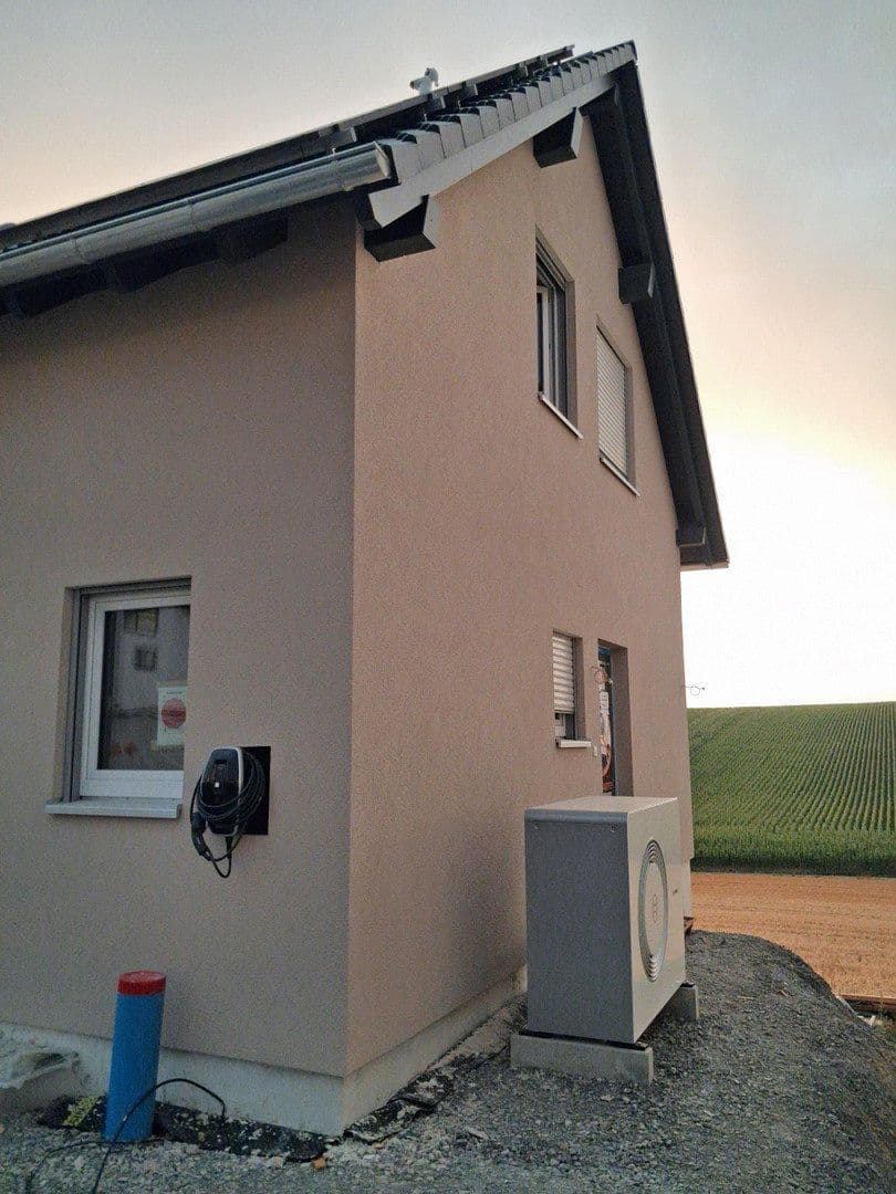 Pronájem domu 143 m², pozemek 450 m², Kirchberg an der Murr, Bádensko-Württembersko Pronájem domu 143 m², pozemek 450 m², Kirchberg an der Murr, Bádensko-Württembersko