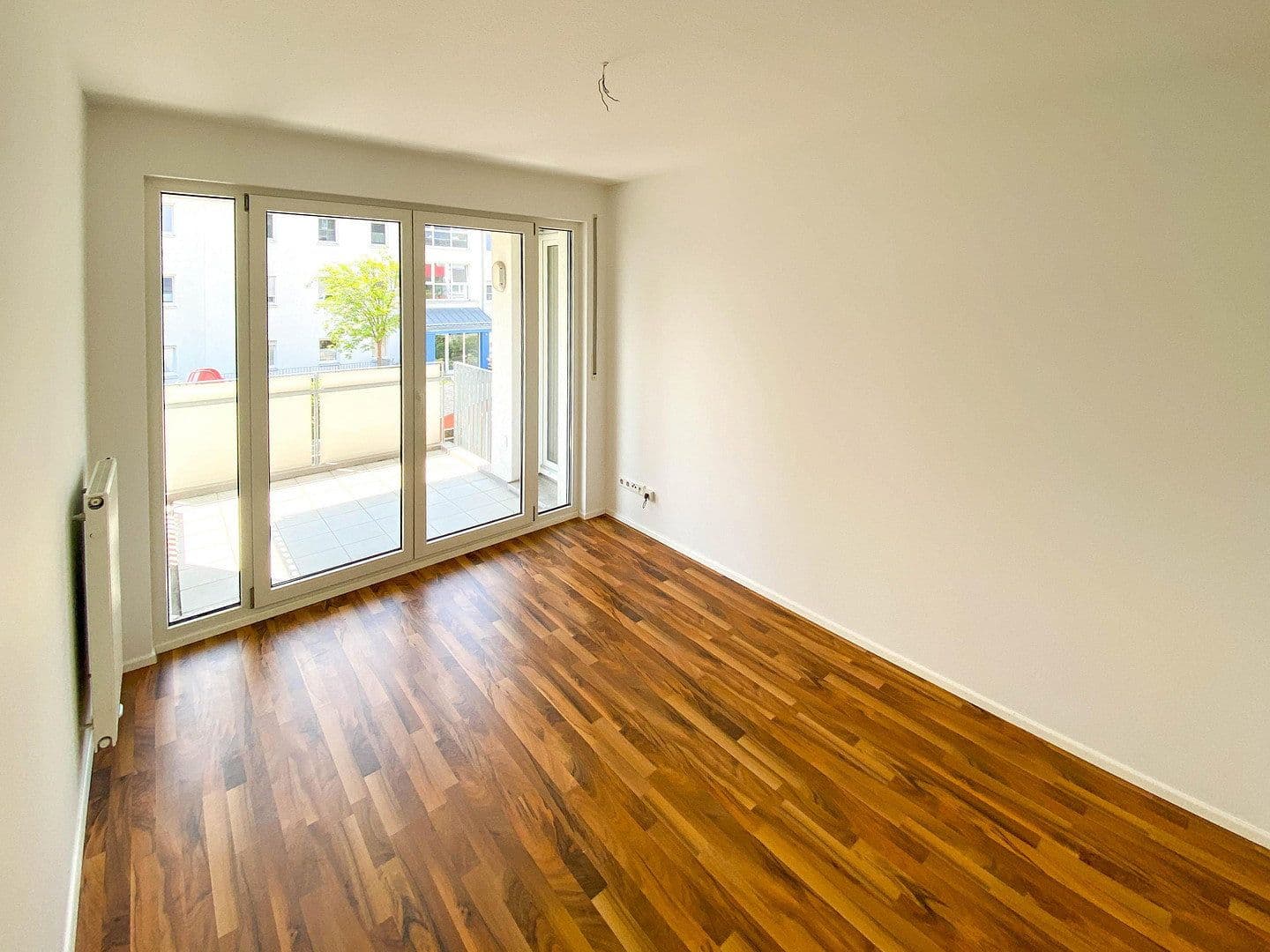 Pronájem bytu 3+1 82 m², Krakauer Straße 5, Nürnberg, Bavorsko Pronájem bytu 3+1 82 m², Krakauer Straße 5, Nürnberg, Bavorsko