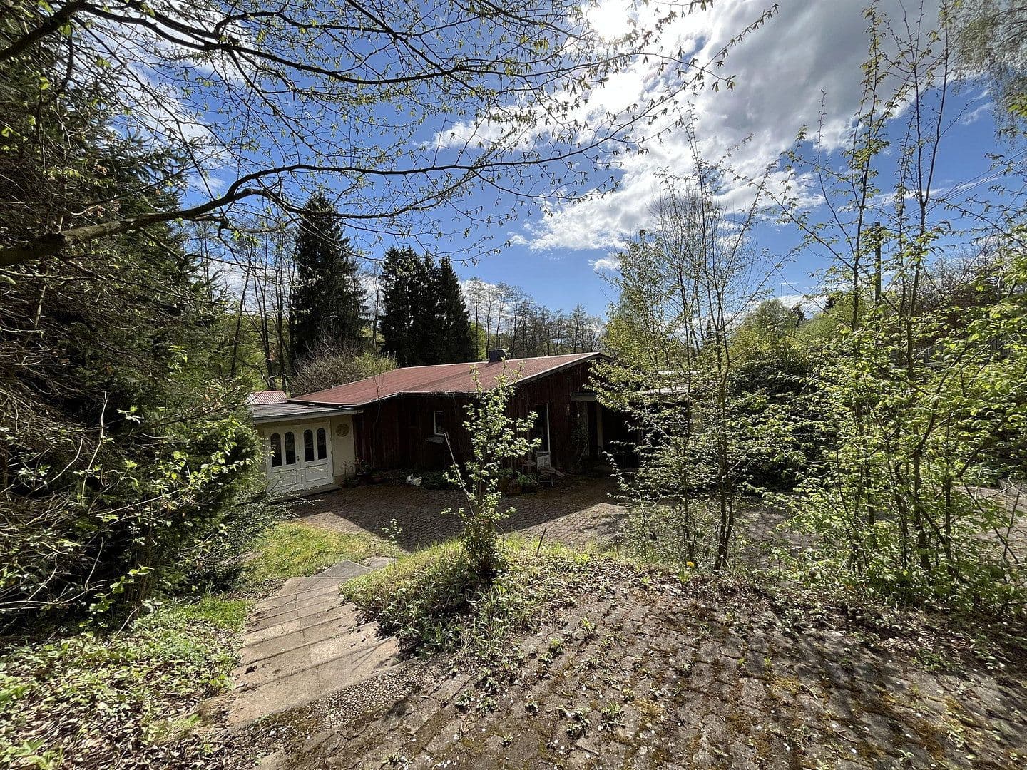 Prodej domu 119 m², pozemek 1.300 m², In den Bruchwiesen 7, Laubach, Hessen Prodej domu 119 m², pozemek 1.300 m², In den Bruchwiesen 7, Laubach, Hessen