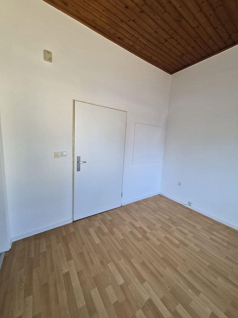 Pronájem bytu 2+1 28 m², Hauptstraße 8, Eppertshausen, Hessen Pronájem bytu 2+1 28 m², Hauptstraße 8, Eppertshausen, Hessen
