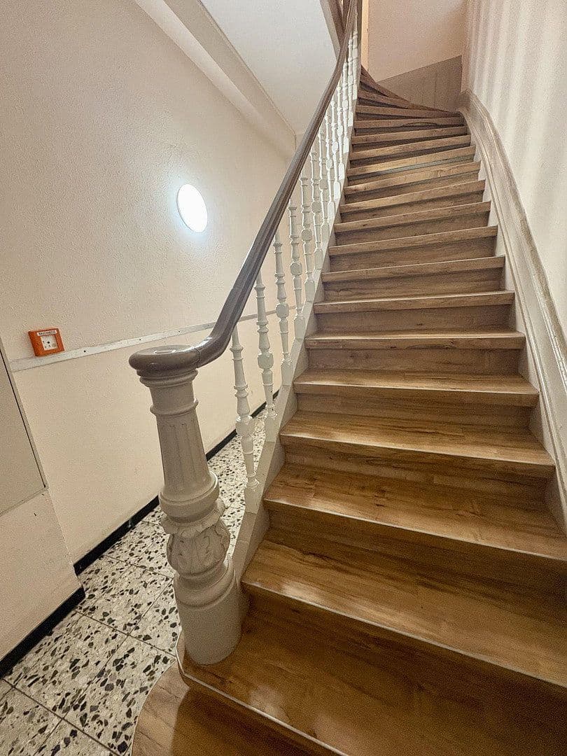 Prodej bytu 2+1 29 m², Südstraße 27, Cáchy, Severní Porýní-Vestfálsko Prodej bytu 2+1 29 m², Südstraße 27, Cáchy, Severní Porýní-Vestfálsko
