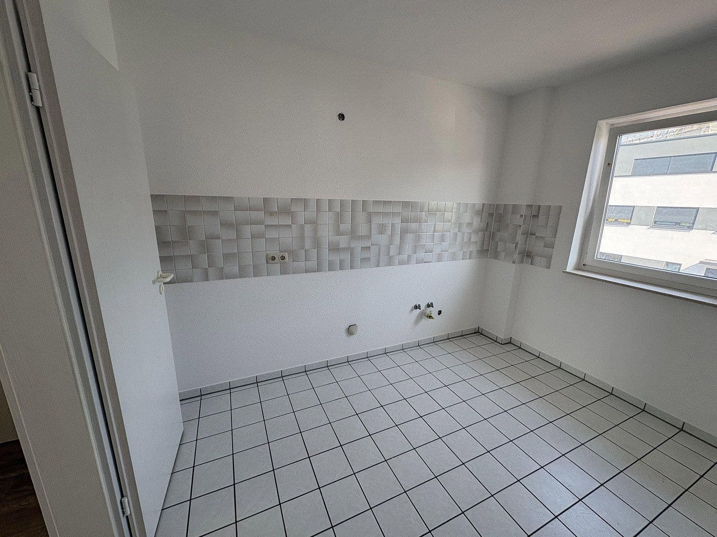 Pronájem bytu 2+1 71 m², Bad Vilbel, Hessen Pronájem bytu 2+1 71 m², Bad Vilbel, Hessen