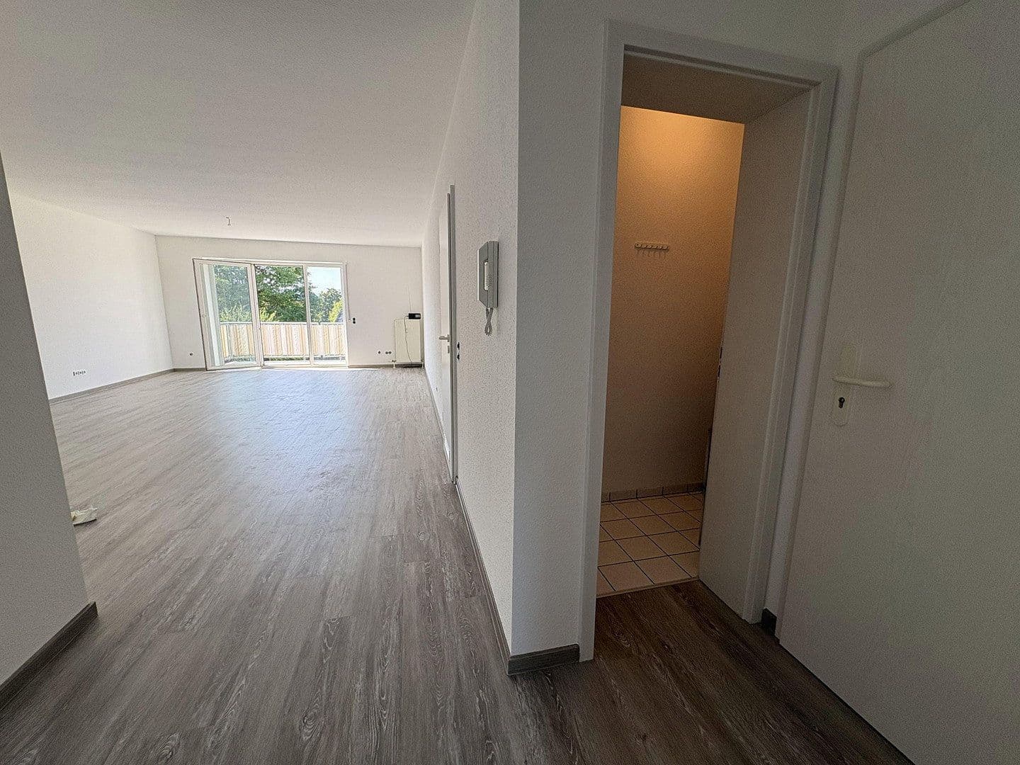 Pronájem bytu 2+1 71 m², Bad Vilbel, Hessen Pronájem bytu 2+1 71 m², Bad Vilbel, Hessen