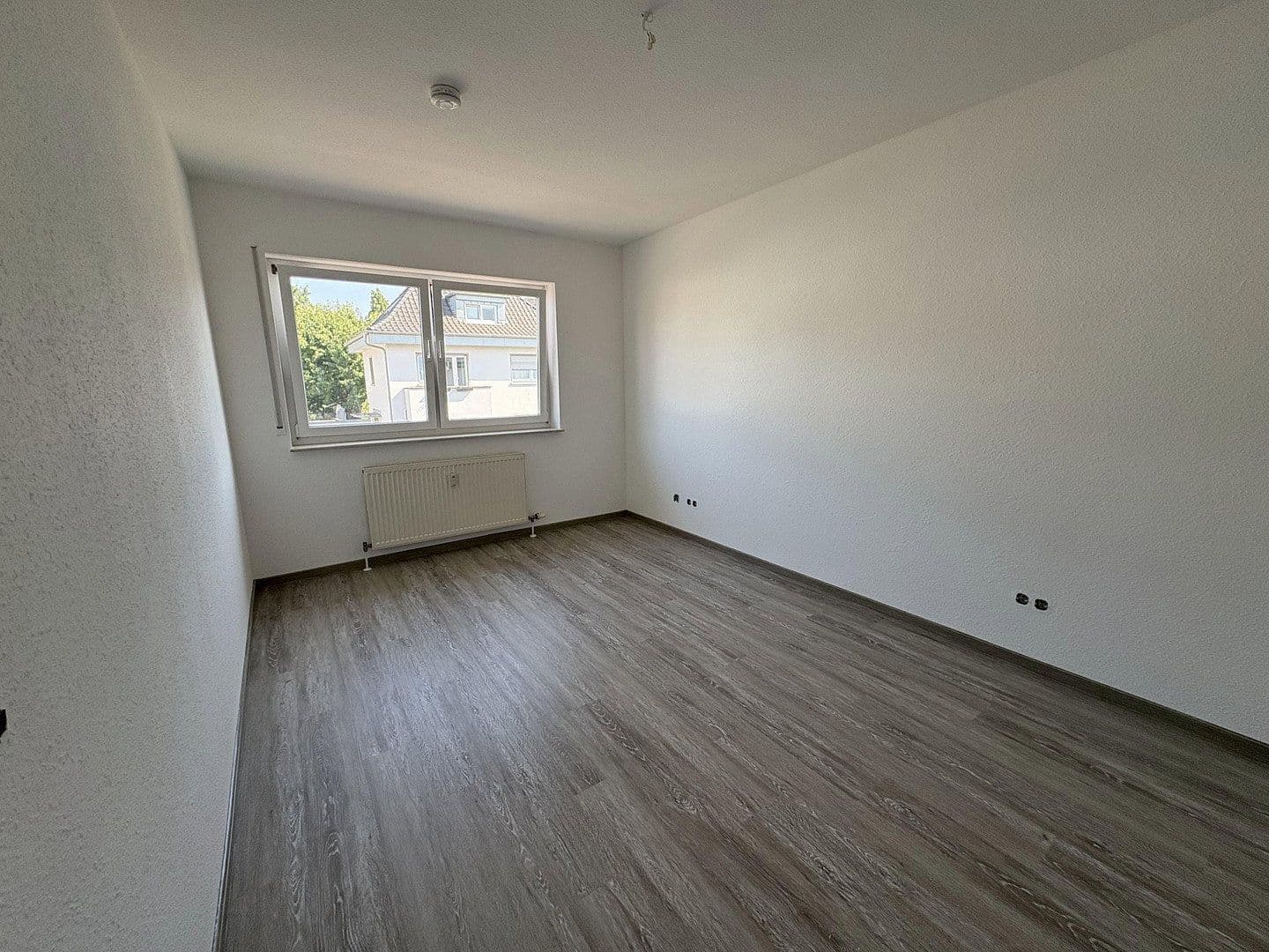 Pronájem bytu 2+1 71 m², Bad Vilbel, Hessen Pronájem bytu 2+1 71 m², Bad Vilbel, Hessen