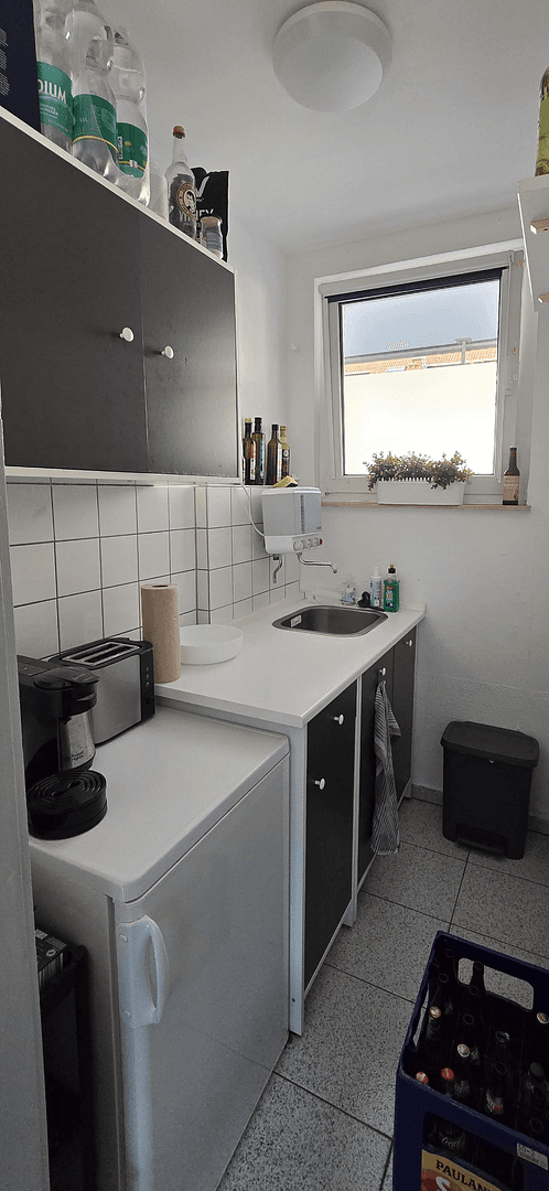 Pronájem bytu 1+1 30 m², Hartwichstraße 9-13, Köln, Severní Porýní-Vestfálsko Pronájem bytu 1+1 30 m², Hartwichstraße 9-13, Köln, Severní Porýní-Vestfálsko