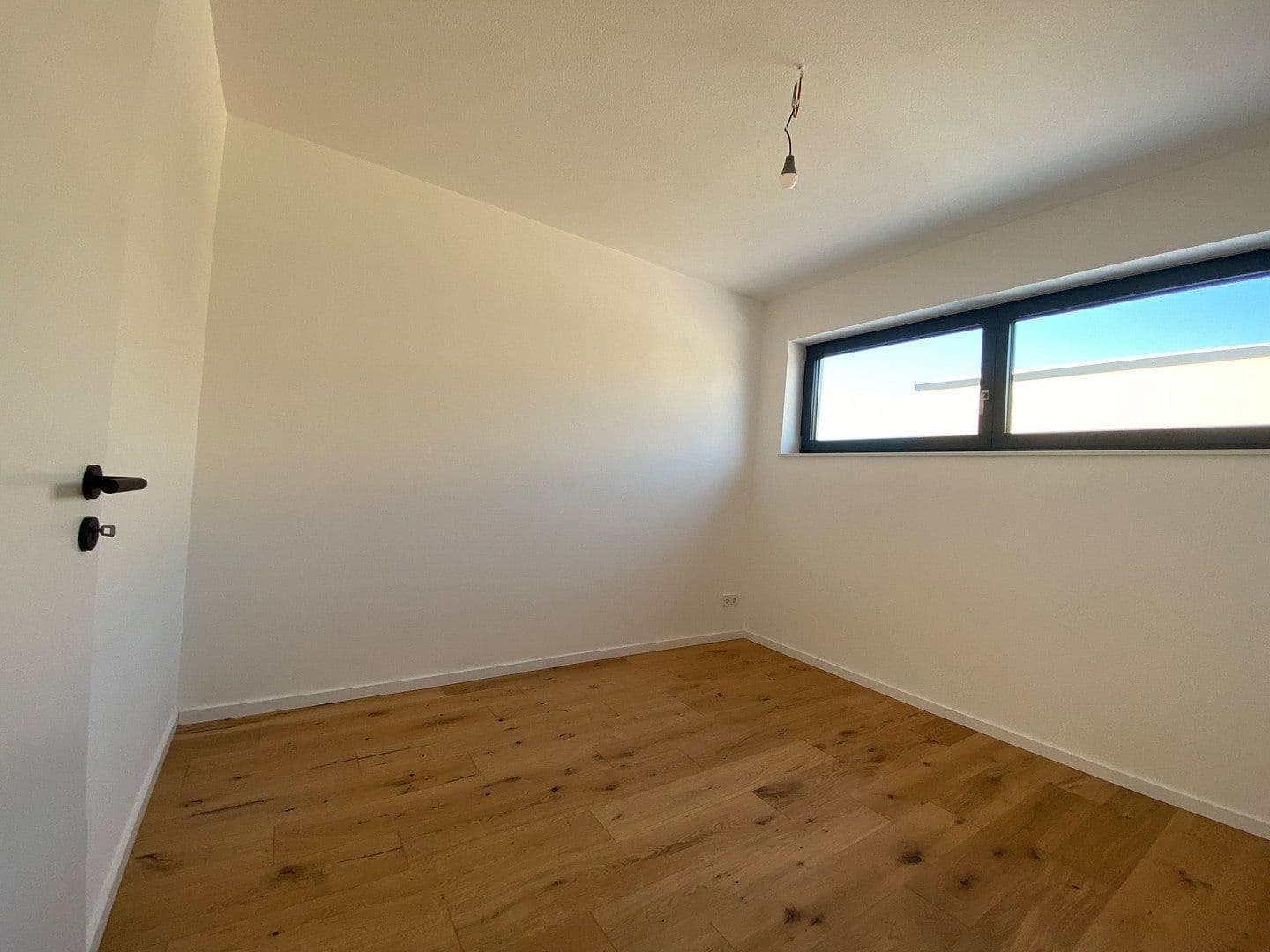 Pronájem domu 154 m², pozemek 245 m², Ingolstadt / Gerolfing, Bavorsko Pronájem domu 154 m², pozemek 245 m², Ingolstadt / Gerolfing, Bavorsko