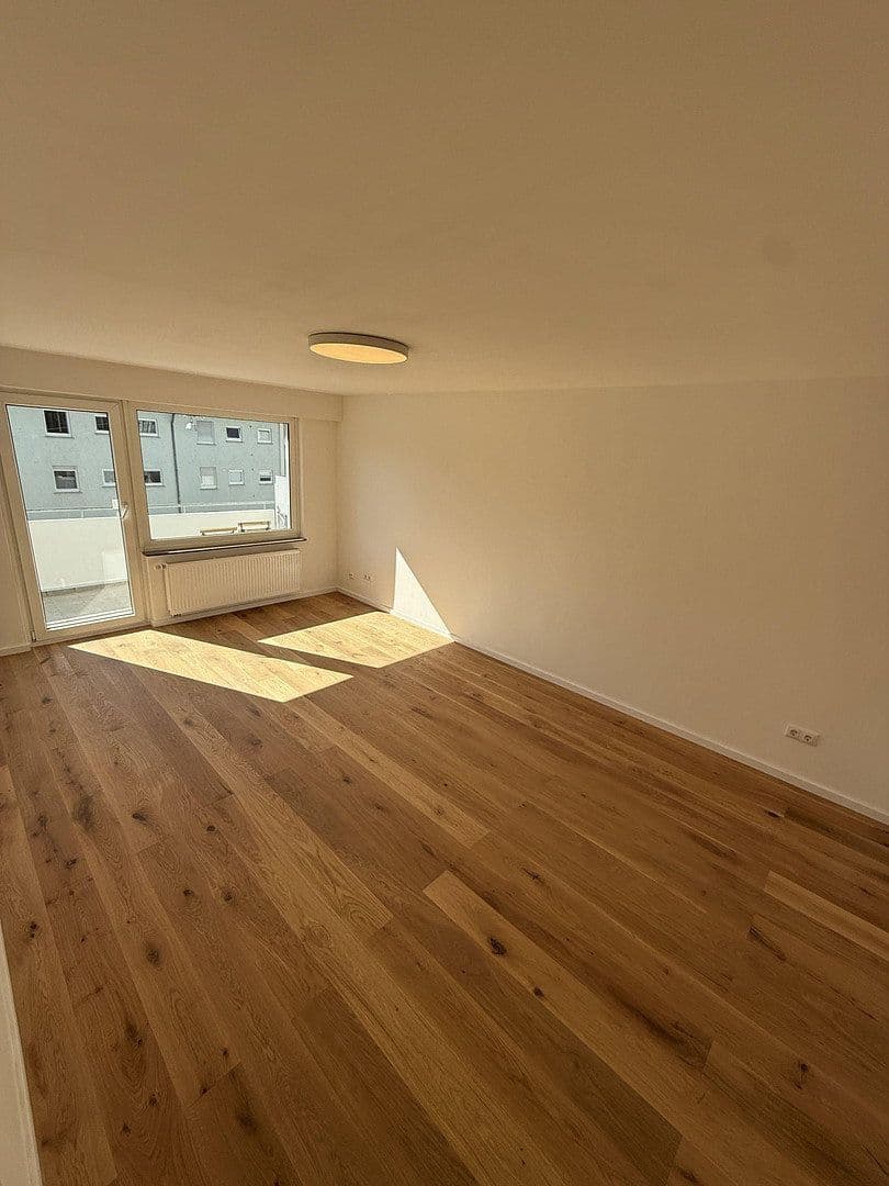 Prodej bytu 3+1 65 m², Eichendorffstr. 13, Ludwigsburg, Bádensko-Württembersko Prodej bytu 3+1 65 m², Eichendorffstr. 13, Ludwigsburg, Bádensko-Württembersko