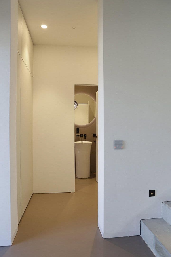 Prodej domu 420 m², pozemek 643 m², Bad Vilbel, Hessen Prodej domu 420 m², pozemek 643 m², Bad Vilbel, Hessen