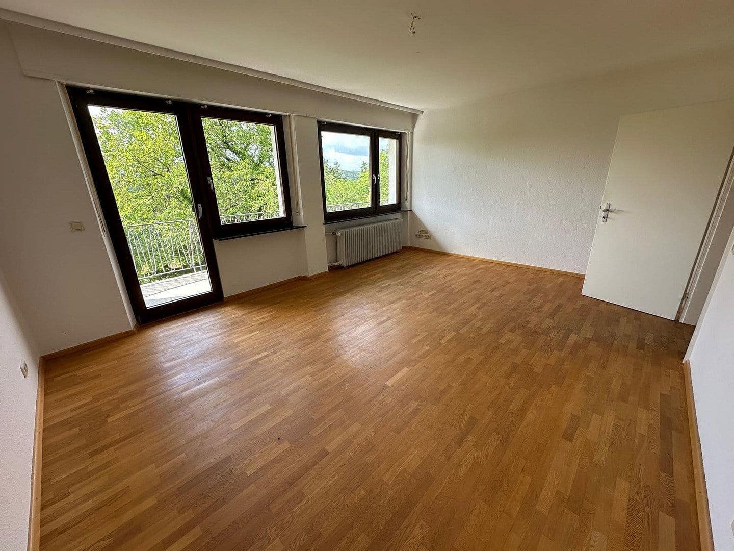 Pronájem domu 175 m², pozemek 950 m², Kerzenheim, Porýní-Falc Pronájem domu 175 m², pozemek 950 m², Kerzenheim, Porýní-Falc
