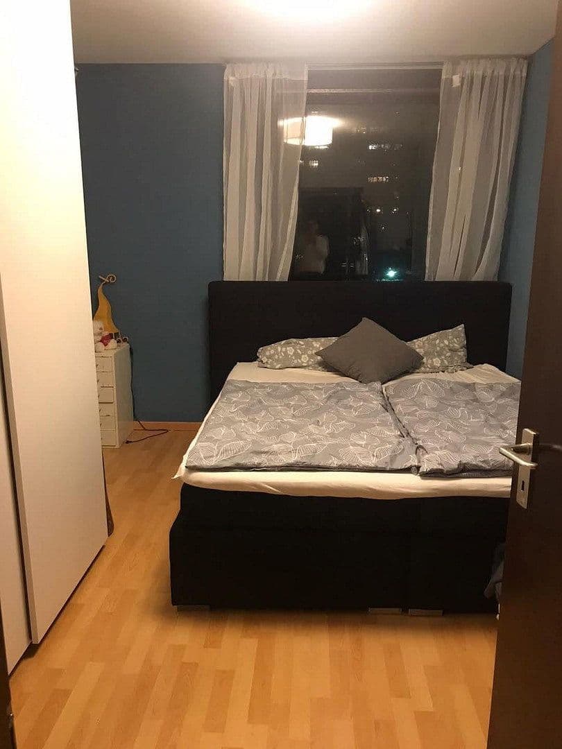 Prodej bytu 3+1 82 m², Friedensstraße 112a, Köln Urbach, Severní Porýní-Vestfálsko Prodej bytu 3+1 82 m², Friedensstraße 112a, Köln Urbach, Severní Porýní-Vestfálsko