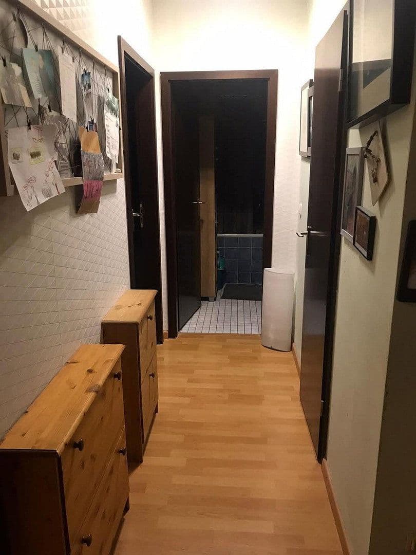 Prodej bytu 3+1 82 m², Friedensstraße 112a, Köln Urbach, Severní Porýní-Vestfálsko Prodej bytu 3+1 82 m², Friedensstraße 112a, Köln Urbach, Severní Porýní-Vestfálsko