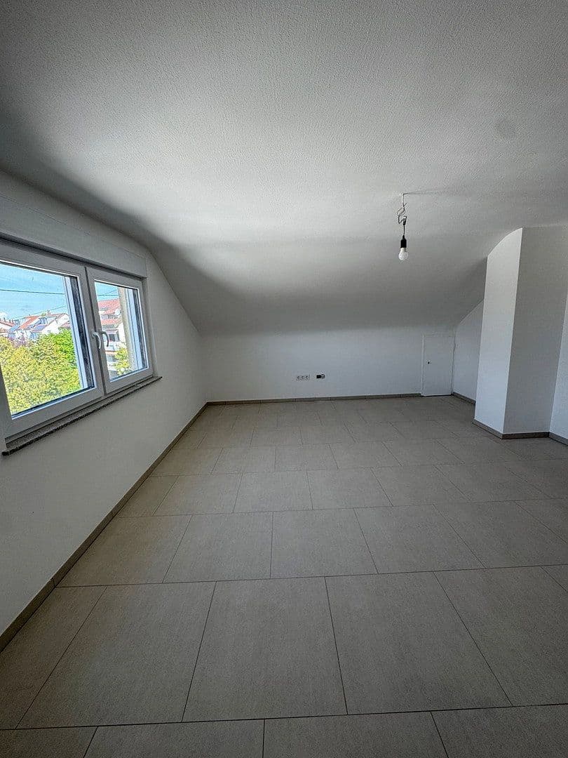 Pronájem bytu 3+1 74 m², Backnang, Bádensko-Württembersko Pronájem bytu 3+1 74 m², Backnang, Bádensko-Württembersko