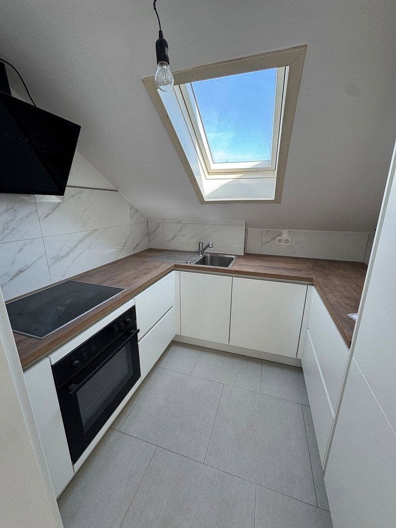 Pronájem bytu 3+1 74 m², Backnang, Bádensko-Württembersko Pronájem bytu 3+1 74 m², Backnang, Bádensko-Württembersko