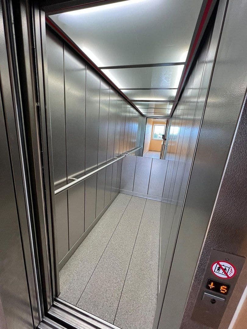 Pronájem bytu 3+1 80 m², Hansestr. 129, Mölln, Šlesvicko-Holštýnsko Pronájem bytu 3+1 80 m², Hansestr. 129, Mölln, Šlesvicko-Holštýnsko