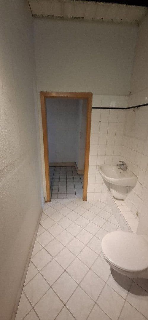 Pronájem bytu 6+1 180 m², Hinter der Kirche 13, Siebenbäumen, Šlesvicko-Holštýnsko Pronájem bytu 6+1 180 m², Hinter der Kirche 13, Siebenbäumen, Šlesvicko-Holštýnsko