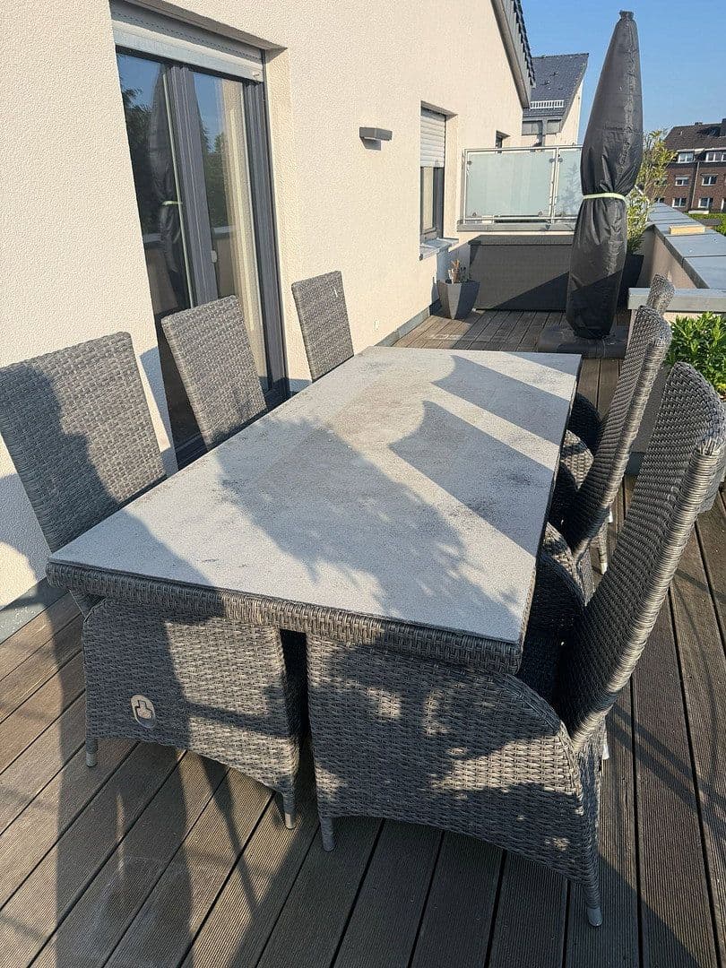 Prodej bytu 2+1 144 m², Robert-Koch-Straße 2, Simmerath, Severní Porýní-Vestfálsko Prodej bytu 2+1 144 m², Robert-Koch-Straße 2, Simmerath, Severní Porýní-Vestfálsko