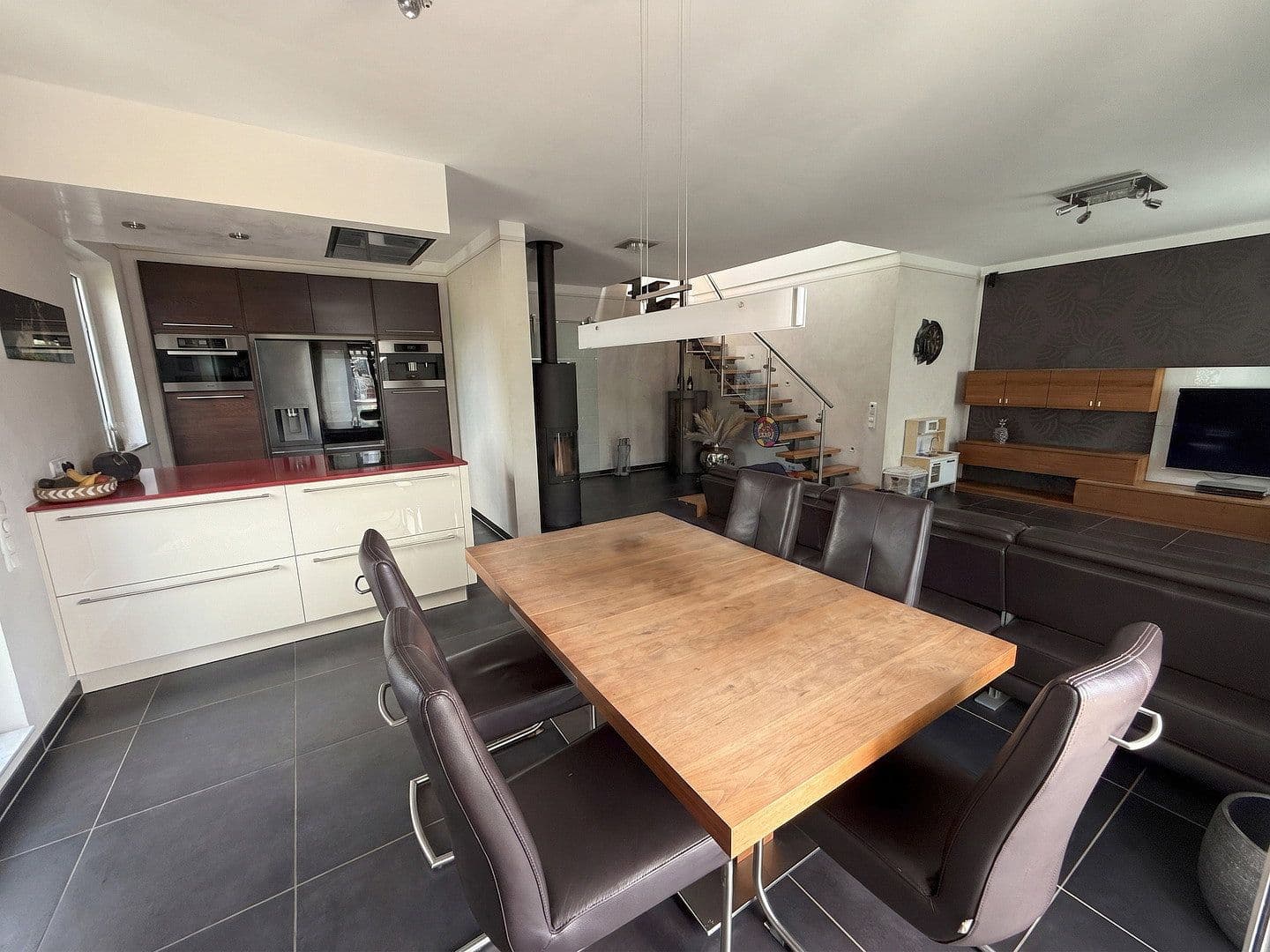 Prodej bytu 2+1 144 m², Robert-Koch-Straße 2, Simmerath, Severní Porýní-Vestfálsko Prodej bytu 2+1 144 m², Robert-Koch-Straße 2, Simmerath, Severní Porýní-Vestfálsko