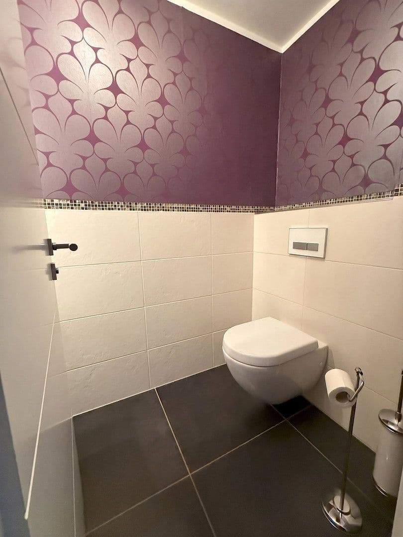 Prodej bytu 2+1 144 m², Robert-Koch-Straße 2, Simmerath, Severní Porýní-Vestfálsko Prodej bytu 2+1 144 m², Robert-Koch-Straße 2, Simmerath, Severní Porýní-Vestfálsko