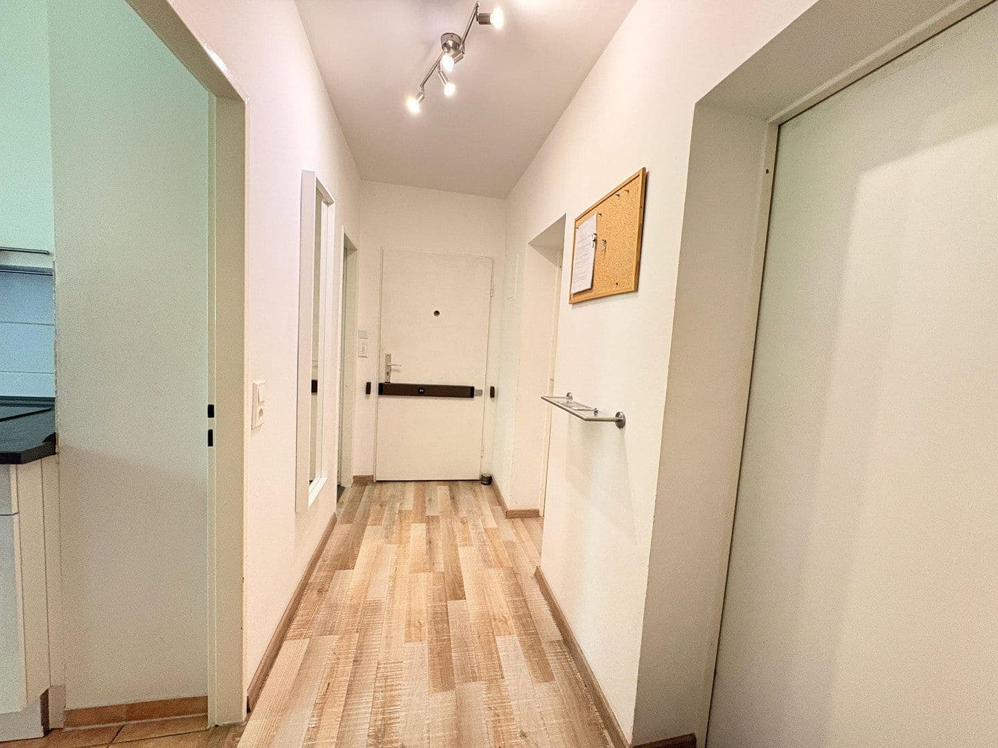 Prodej bytu 3+1 73 m², Frankfurt, Hessen Prodej bytu 3+1 73 m², Frankfurt, Hessen