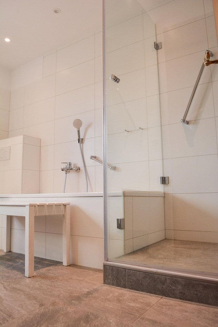 Prodej domu 180 m², pozemek 362 m², Königsdorf, Bavorsko Prodej domu 180 m², pozemek 362 m², Königsdorf, Bavorsko