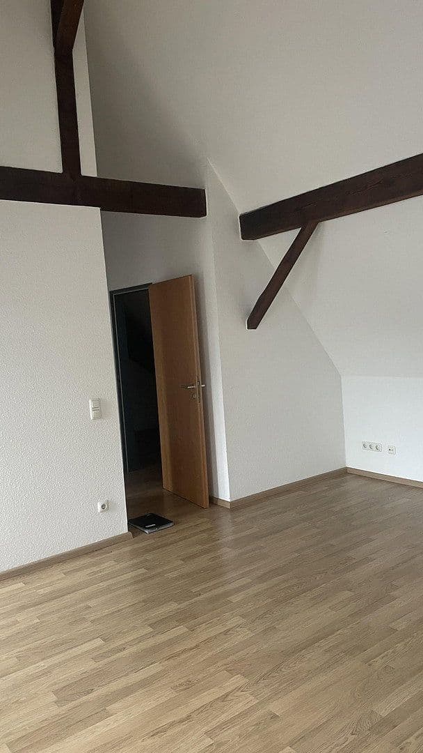 Pronájem bytu 2+1 82 m², Lohmar, Severní Porýní-Vestfálsko Pronájem bytu 2+1 82 m², Lohmar, Severní Porýní-Vestfálsko