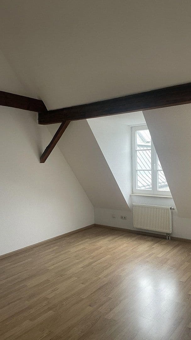 Pronájem bytu 2+1 82 m², Lohmar, Severní Porýní-Vestfálsko Pronájem bytu 2+1 82 m², Lohmar, Severní Porýní-Vestfálsko