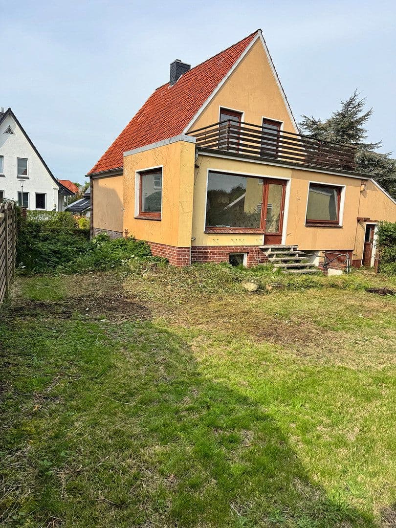 Prodej domu 125 m², pozemek 397 m², Kreuzweg 32, Cuxhaven, Dolní Sasko Prodej domu 125 m², pozemek 397 m², Kreuzweg 32, Cuxhaven, Dolní Sasko