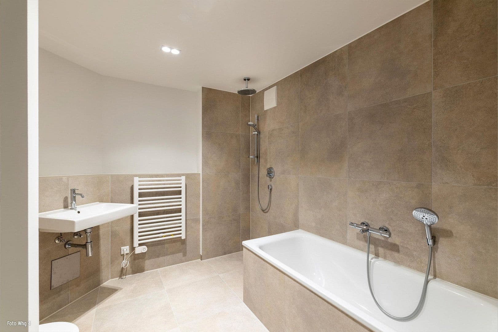 Prodej bytu 3+1 75 m², Nestroystraße 13, München, Bavorsko Prodej bytu 3+1 75 m², Nestroystraße 13, München, Bavorsko