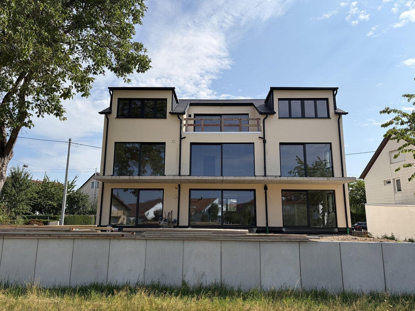 Prodej domu 354 m², pozemek 850 m², Schwäbisch Gmünd, Bádensko-Württembersko Prodej domu 354 m², pozemek 850 m², Schwäbisch Gmünd, Bádensko-Württembersko