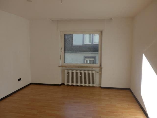 Pronájem bytu 3+1 100 m², Rodalben, Porýní-Falc Pronájem bytu 3+1 100 m², Rodalben, Porýní-Falc