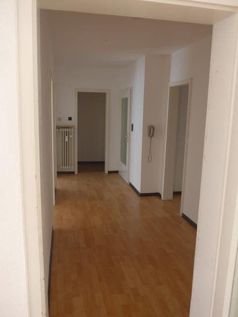 Pronájem bytu 3+1 100 m², Rodalben, Porýní-Falc Pronájem bytu 3+1 100 m², Rodalben, Porýní-Falc