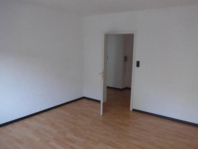 Pronájem bytu 3+1 100 m², Rodalben, Porýní-Falc Pronájem bytu 3+1 100 m², Rodalben, Porýní-Falc