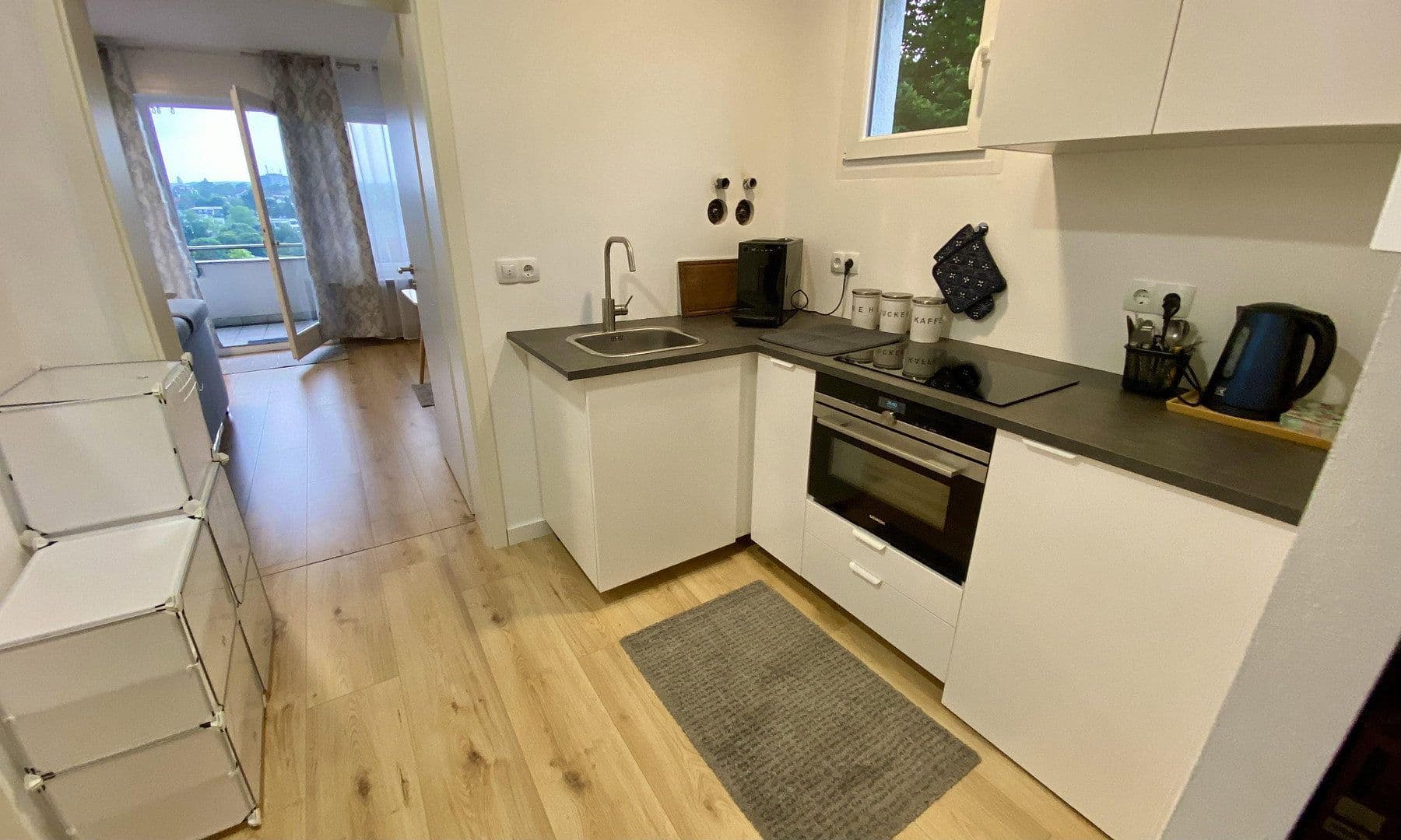 Pronájem bytu 1+1 42 m², Kapellenstraße 64a, Wiesbaden, Hessen Pronájem bytu 1+1 42 m², Kapellenstraße 64a, Wiesbaden, Hessen