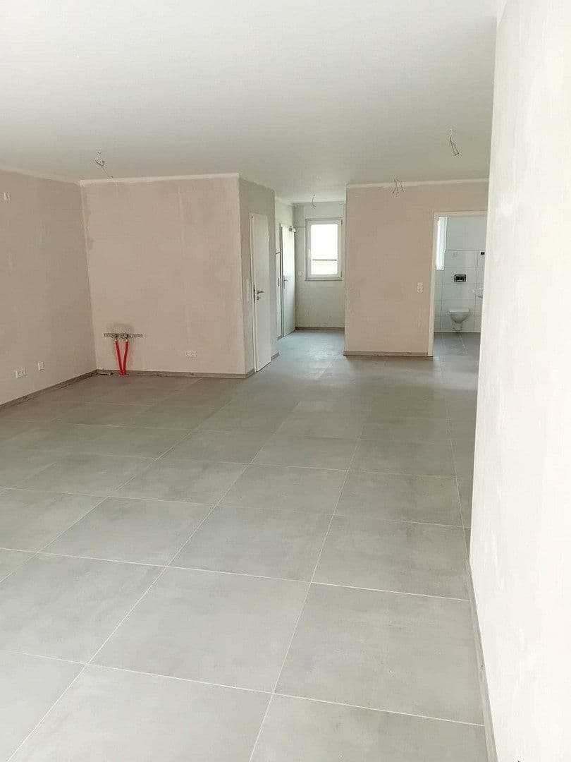 Pronájem bytu 4+1 112 m², Weinstr. 59, Bockenheim an der Weinstraße, Porýní-Falc Pronájem bytu 4+1 112 m², Weinstr. 59, Bockenheim an der Weinstraße, Porýní-Falc